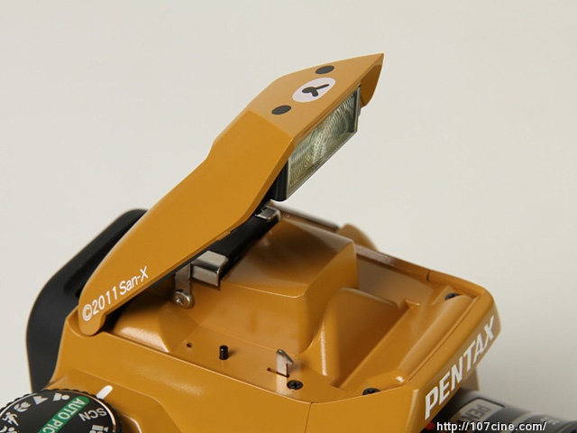 宾得K-r相机出了松弛熊限量版！