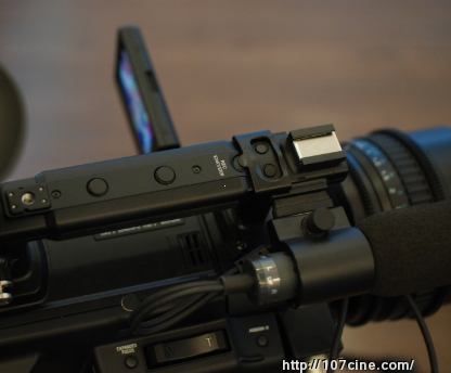 来，一起近距离摸摸F3