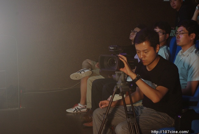 MMBuzz2012名家讲坛之王丹戎 [现场照+PPT]