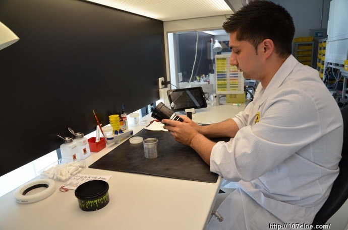 【工厂谍照】：徕卡Summilux-C电影镜头是如何生产出来的