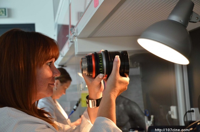 【工厂谍照】：徕卡Summilux-C电影镜头是如何生产出来的